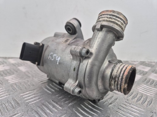 BMW 4 F32 F33 420i water pump 707223010 N20B20B