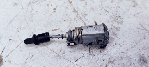 lock cylinder door right front AUDI Q5 8R2837168B