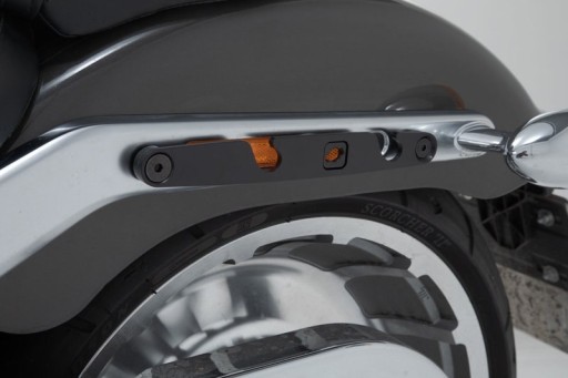 HARLEY-DAVIDSON SOFTAIL LOW RIDER