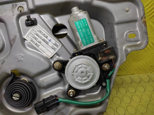 HYUNDAI SANTA FE window regulator left front 8247026050
