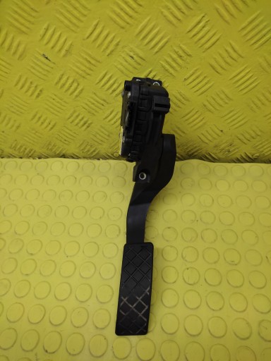 AUDI A4B6 ПЕДАЛЬ ПОТЕНЦІОМЕТРА ГАЗУ 8E1723523A