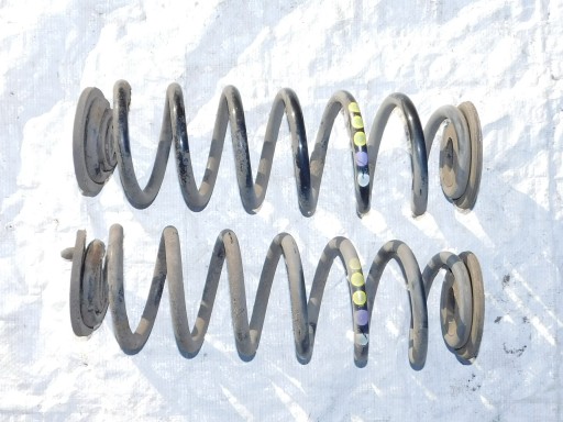 TIGUAN 5N 2.0 TDI пружина задняя 4x4 левая правая резина