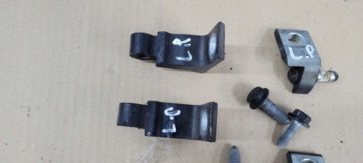 A3 8V LIFT S3 hinge hinges door left left front sedan LY9B
