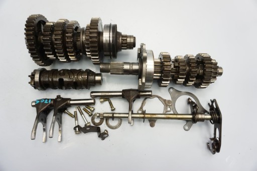 1083953740997824 - YAMAHA MT-07 13-17 КОРОБКА ПЕРЕДАЧ