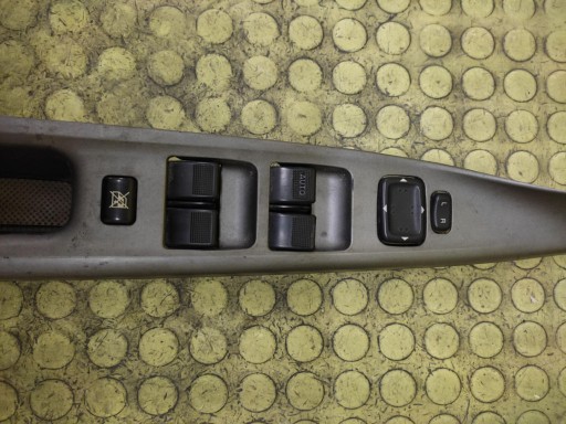 MAZDA 6 window control switch