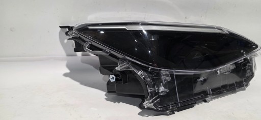 light right front lens LED TOYOTA YARIS CROSS 20- KOITO 0D-310