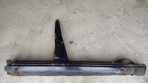 Порог правый оригинальный Mercedes W124