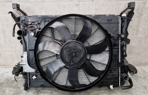 A0999063902 A0995003600 - Комплект радіатора mercedes vito w447 lift 2.0 cdi 2016-