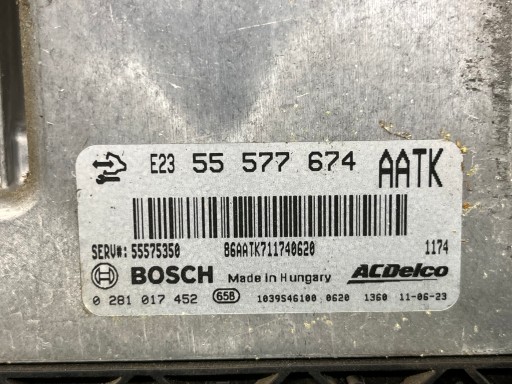 computer of the engine control unit OPEL ASTRA J 55577674
