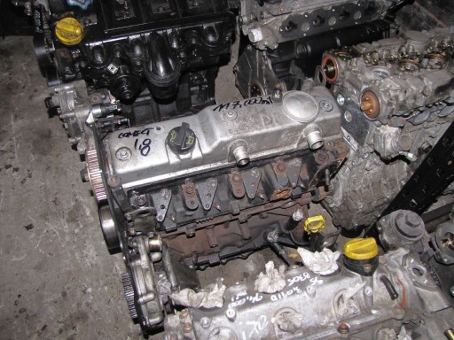 FORD TRANSIT CONNECT 1.8 TDDI - head. of the engine