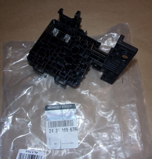 243516967R - БЛОК ПРЕДОХРАНИТЕЛЕЙ RENAULT MEGANE III