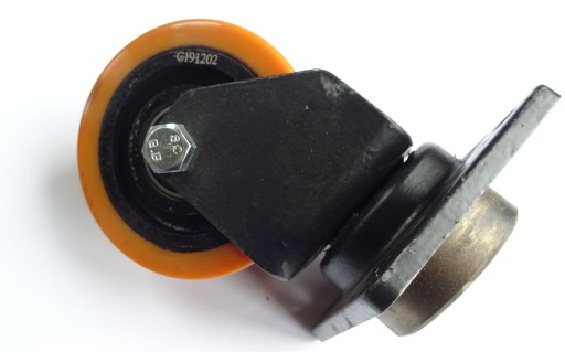 12345s - Опорне Колесо Компл. NOBLELIFT CL15. 32 PS 15,46