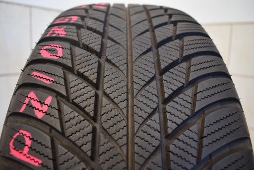 R17 225/55 97H Bridgestone Blizzak LM001 RFT *