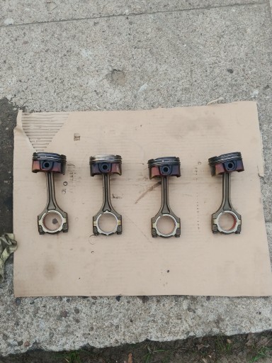 HYUNDAI KIA 1.6 T GDI G4FJ ПОРШЕНЬ З ШАТУНОМ