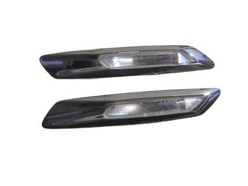 BMW F10 F11 indicator BOCZNY W fender 7154167