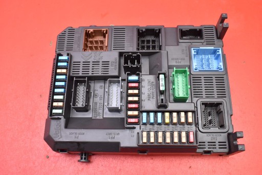 Module fusibles BSI 9807531680 CITROEN C-ELYSEE 2 II 1.6 HDI 92 KM