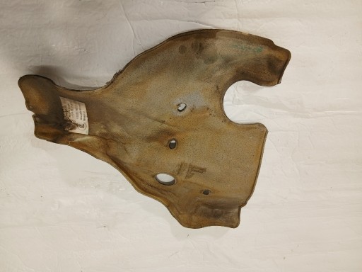 AUDI A4 B9 LIFT cover TERMICZNA RURY WYDECHOWEJ 8W1804163D