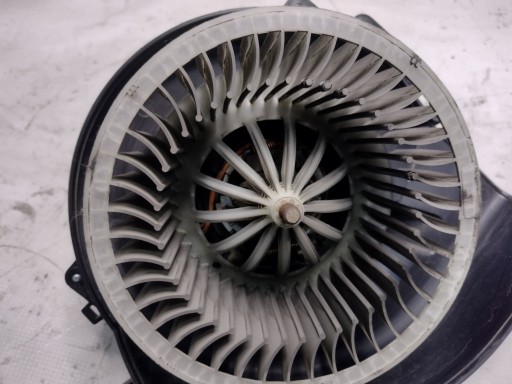 ventilátor tOPENÍ klími Skoda Fabia II lift 6R1819015