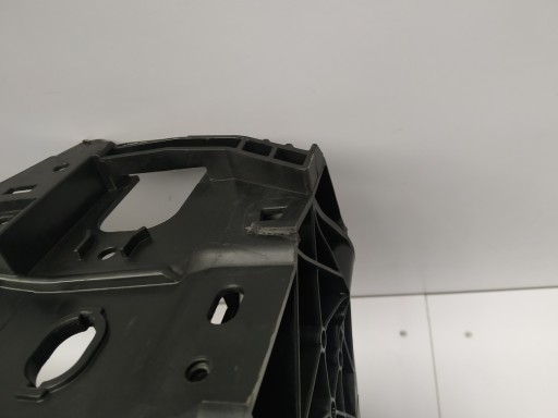 18r--- Ford Focus Mk4 IV pillar oryginalne iron front body wall