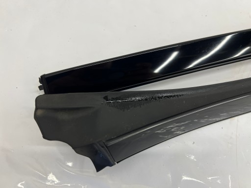 moulding windows CZOLOWEJ left + right A2056900182 A2056900262 MERCEDES W205