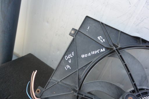 ventilátor chladiče VW GOLF V 5 1.9 TDI 1KO121205AA 1KO959455EF