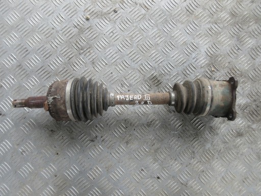 ПЕРЕДНИЙ ПРАВЫЙ ПОЛУОСЬ MITSUBISHI PAJERO III 3 3.2 D