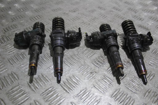 0414720215 - НАСОСНІ ФОРСУНКИ SEAT LEON II 1.9 TDI