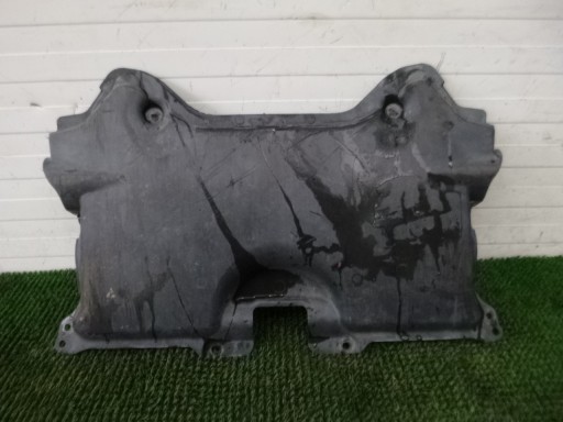 C-KLASA W204 cover below engine cover A2045240730