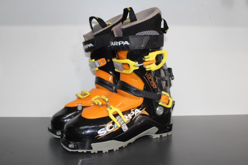 TOPÁNKY tour SCARPA VECTOR veľ.27.5/42.5 [S289]