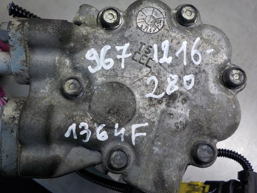 PEUGEOT PARTNER 1.6 HDI original compressor pump of the air conditioning 9671216280 SD6C12