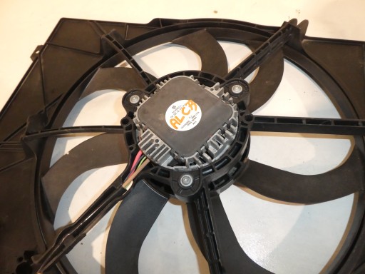 ventilátor chladiče VW SEAT SKODA AUDI 1K0121203AG