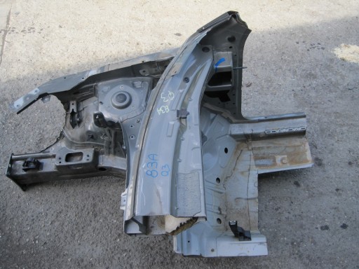 quarter right AUDI Q3 83A