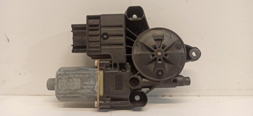 Электродвигатель стеклоподъемника сиденья arona левый передний 2q2959881d