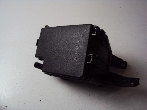 Блок предохранителей toyota rav-4 iii лифт 09-12