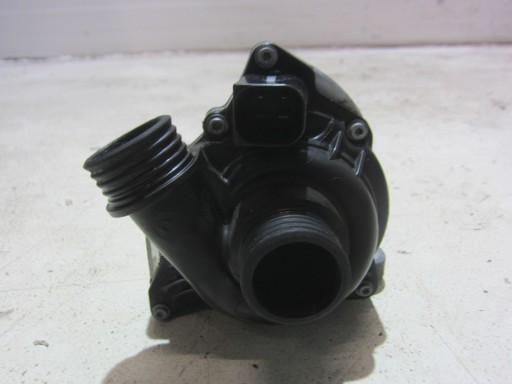 BMW F01 F06 F10 X3 F25 E70 N55 electrical water pump 7588885 11517632426