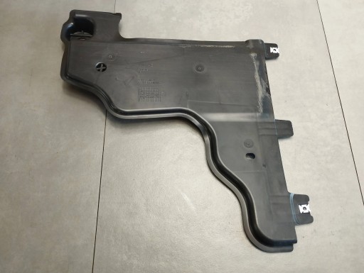 VW Polo VI 2G cover chassis 2Q0825102A