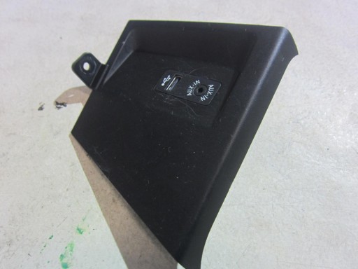 BMW X1 F48 B46 F39 Kryt GNIAZDA USB adapter AUX 9292744