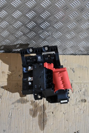 8736371 6817771 - Идеальный блок предохранителей распределитель питания bmw g01 g02 1