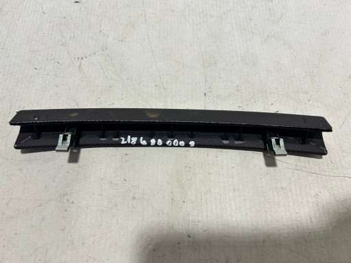 Couverture tablier moteur Moulage du tableau de bord MERCEDES CLS W218 2186800008