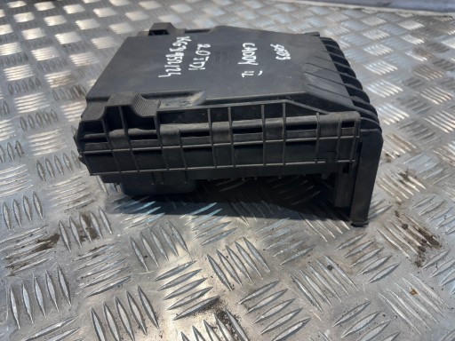 Kasten der Sicherungen Volkswagen Caddy III 3 2,0SDI 1K0937124K