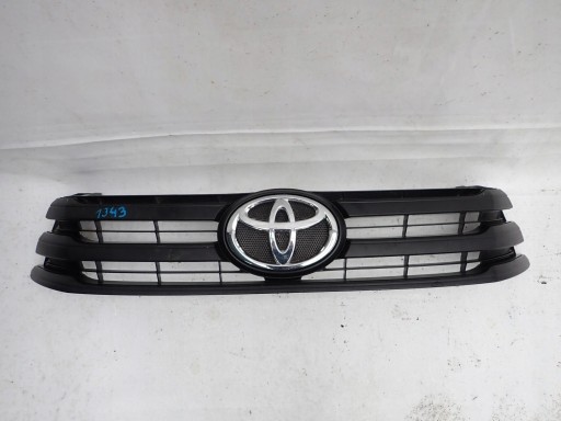 TOYOTA HILUX VIII 8 15-20 grill grille