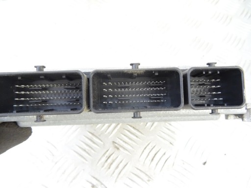 RENAULT CLIO IV 4 computer of the engine 237109915 1.6 TCE RS