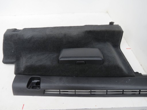 boot upholstery right VOLVO XC70 II AWD 2.4D 185KM 2000-2007r