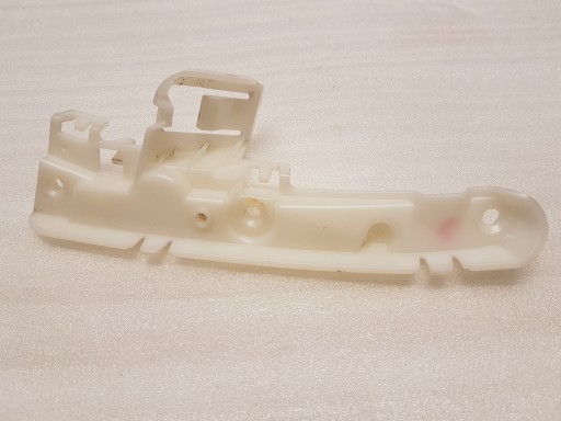 support holder of a bumper right front BMW 7 G70 9464048