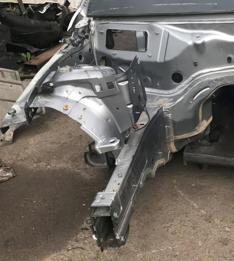 MERCEDES C CLASS W204 ЗАЩИТА ПАЛЬЦЕВ ЧЕТВЕРТЬ ФАРТКУ