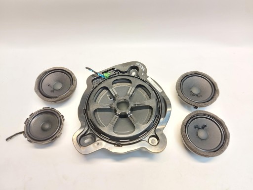 Mercedes W254 GLC 220d speakers subwoofer A2068203100