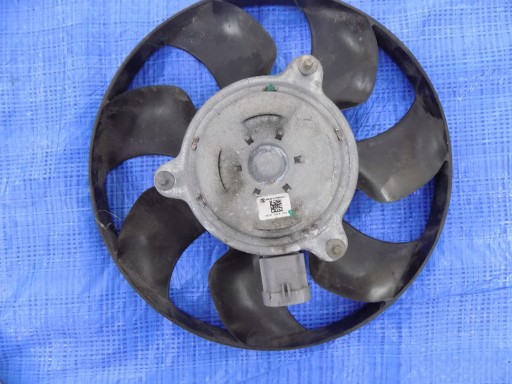 МАЛЕНЬКИЙ ВЕНТИЛЯТОР RENAULT TRAFIC III