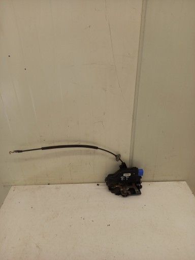lock door right front VOLKSWAGEN TOURAN 1 9 PIN 3D1837016