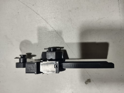 Датчик перчаточного ящика volvo xc40 21r 31651132