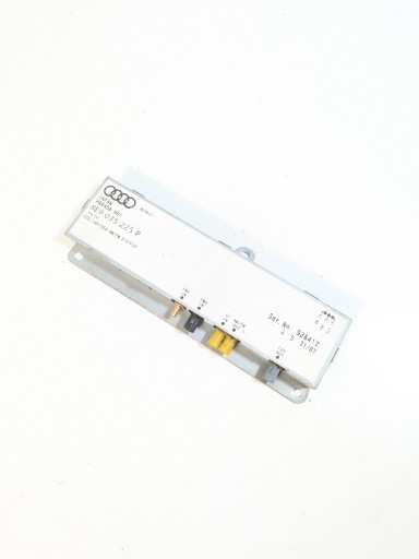 antenna amplifier OE 8E9035225P Audi A4 B7 04-08